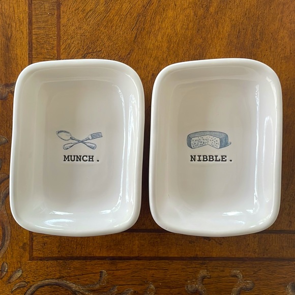 ⚜️Rae Dunn Munch Snack Nibble Serving Set Artisian Collection by Magenta! - Picture 3 of 5